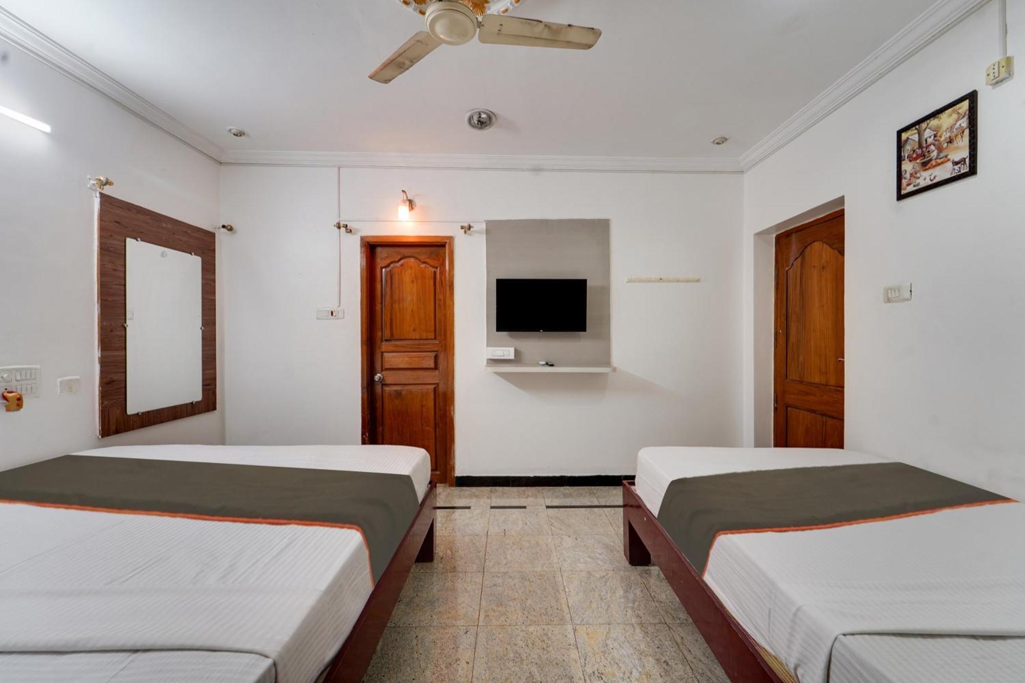 Collection O Mahika Homestay Tirupati Extérieur photo